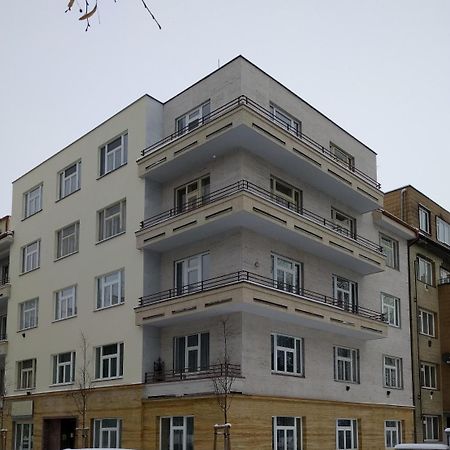 Penzion Rafael Poděbrady エクステリア 写真